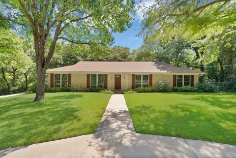451 Cooks Lane