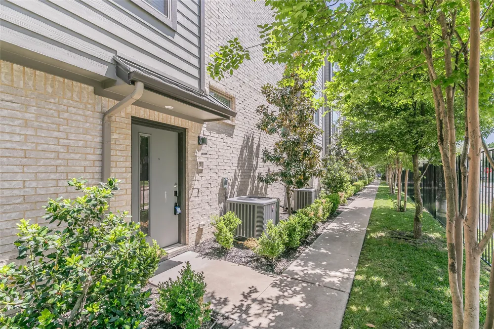 5901 Ross Avenue #7 Dallas, TX 75206
