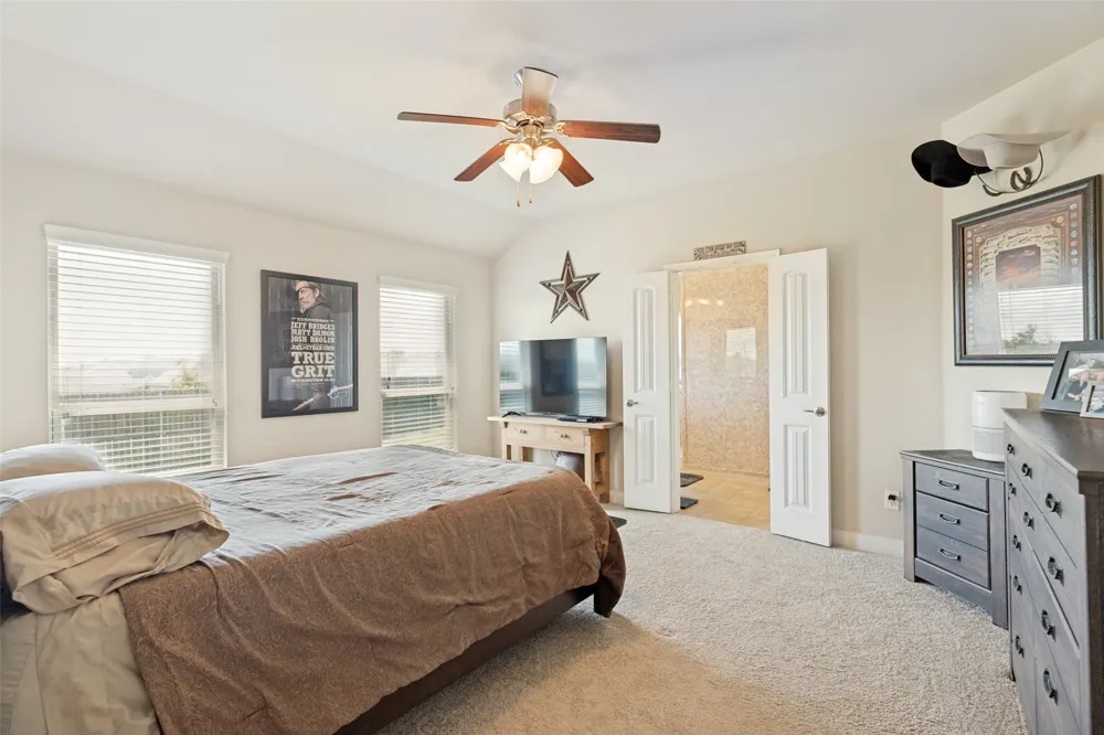 1412 St Johns Drive Van Alstyne, TX 75495