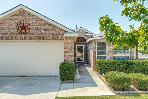 1412 St Johns Drive