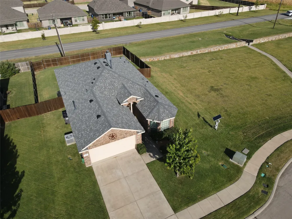 1412 St Johns Drive Van Alstyne, TX 75495
