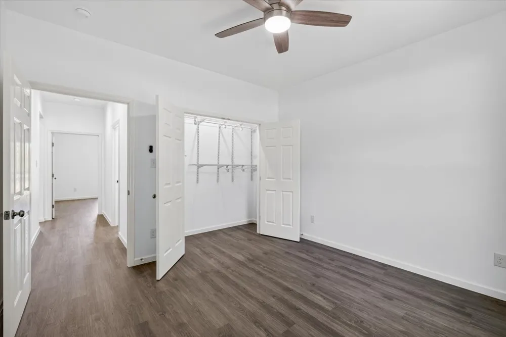 140 Bedfords Bend Gun Barrel City, TX 75156