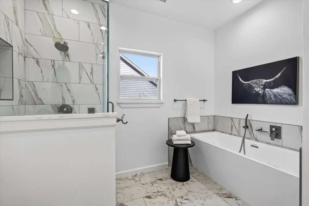 140 Bedfords Bend Gun Barrel City, TX 75156
