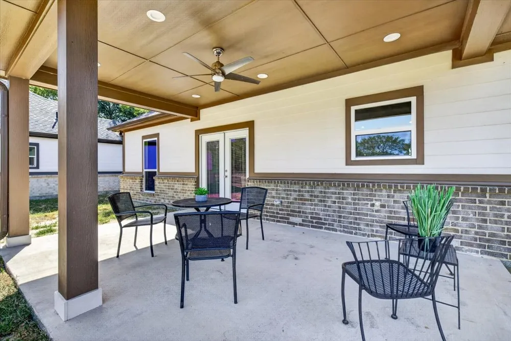 140 Bedfords Bend Gun Barrel City, TX 75156