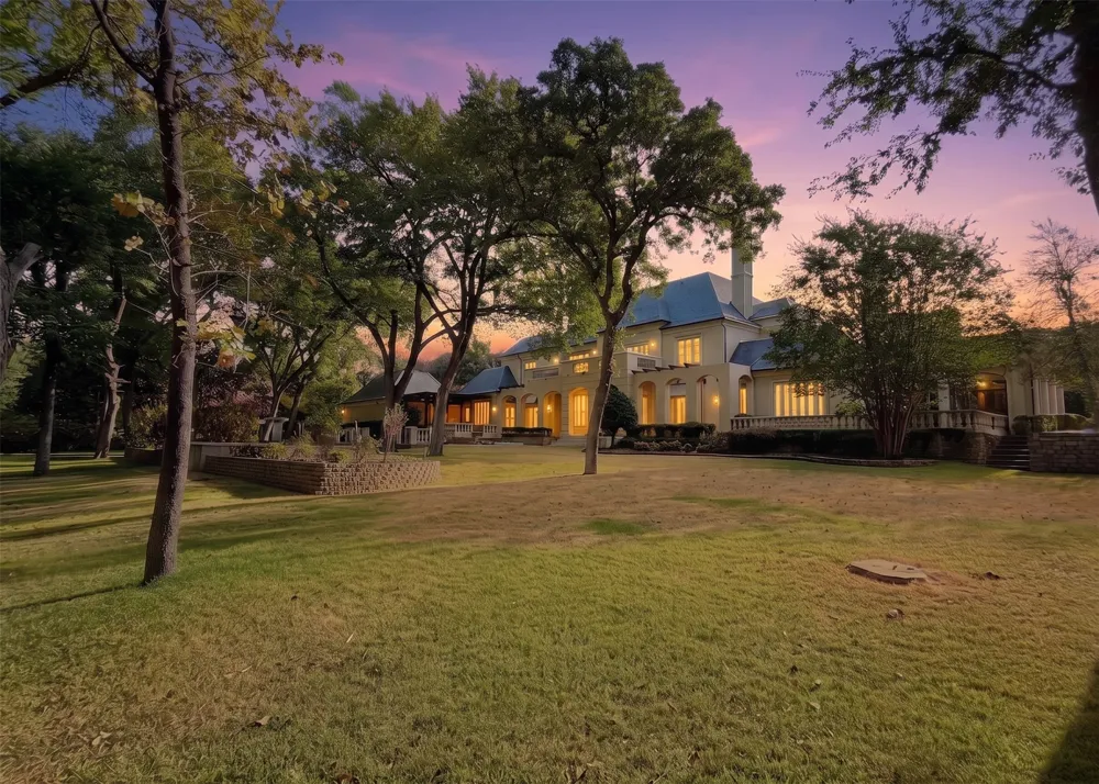 4505 Tour 18 Drive Flower Mound, TX 75022