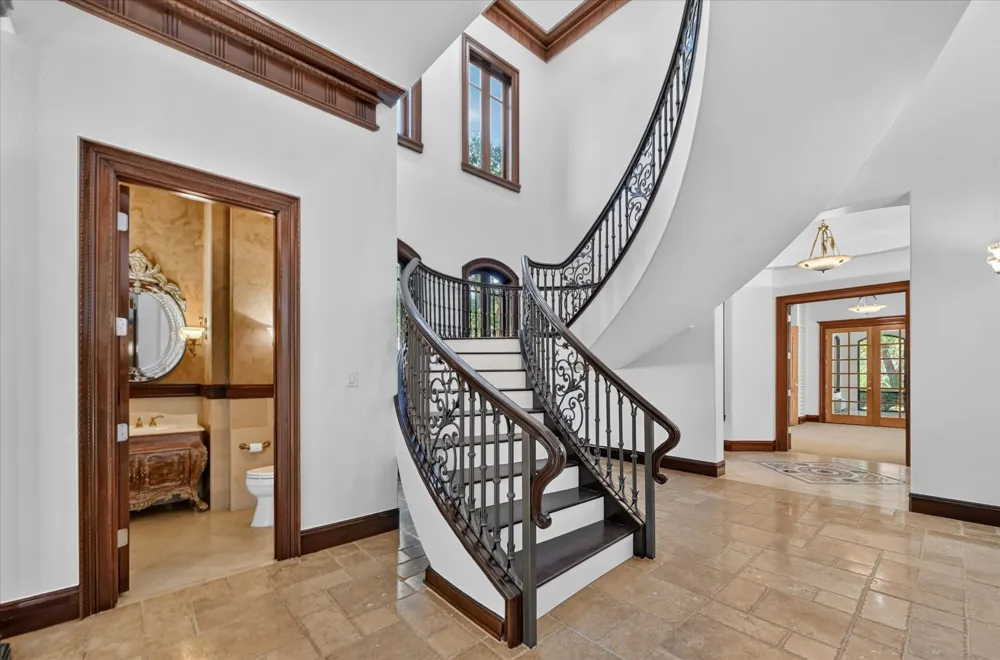 4505 Tour 18 Drive Flower Mound, TX 75022