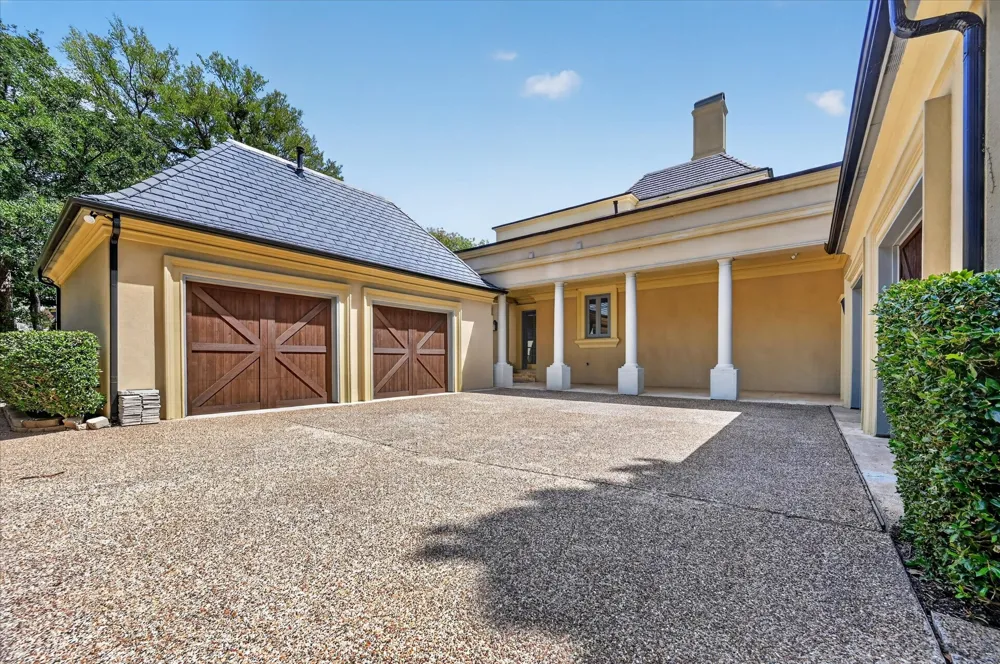 4505 Tour 18 Drive Flower Mound, TX 75022