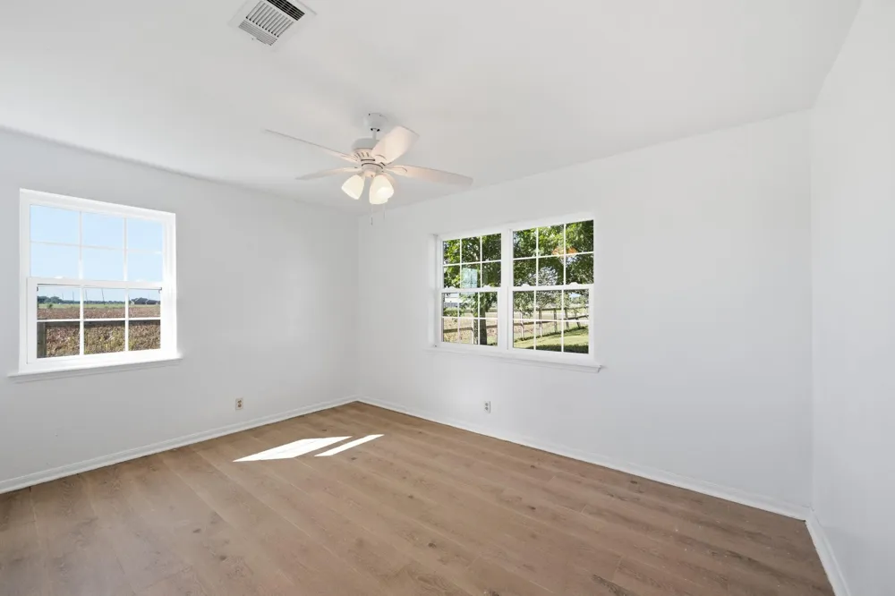 15104 Marek Lane Guy, TX 77444