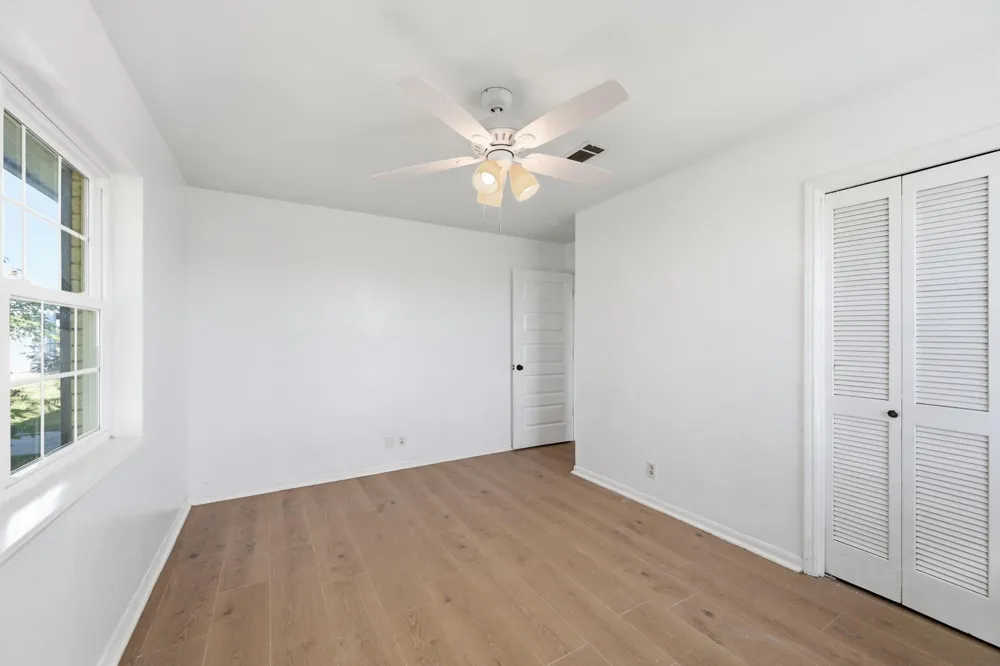 15104 Marek Lane Guy, TX 77444