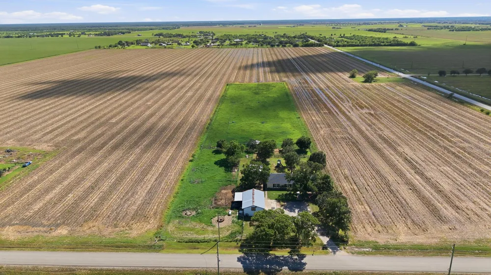 15104 Marek Lane Guy, TX 77444