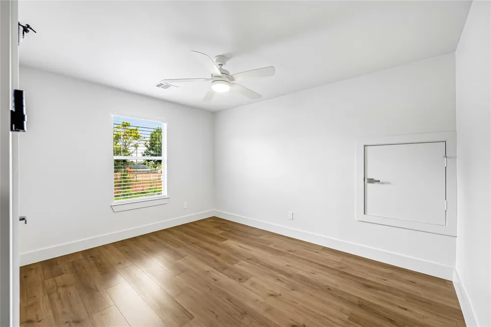 2401 Fastwater Creek Court Pearland, TX 77584