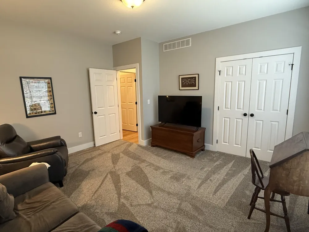 238 Glei Court Hillsdale, MI 49242