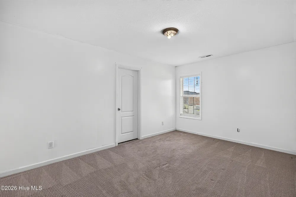 334 Merin Height Road Jacksonville, NC 28546