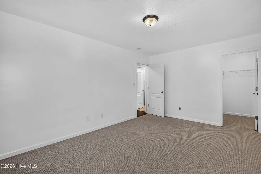 334 Merin Height Road Jacksonville, NC 28546