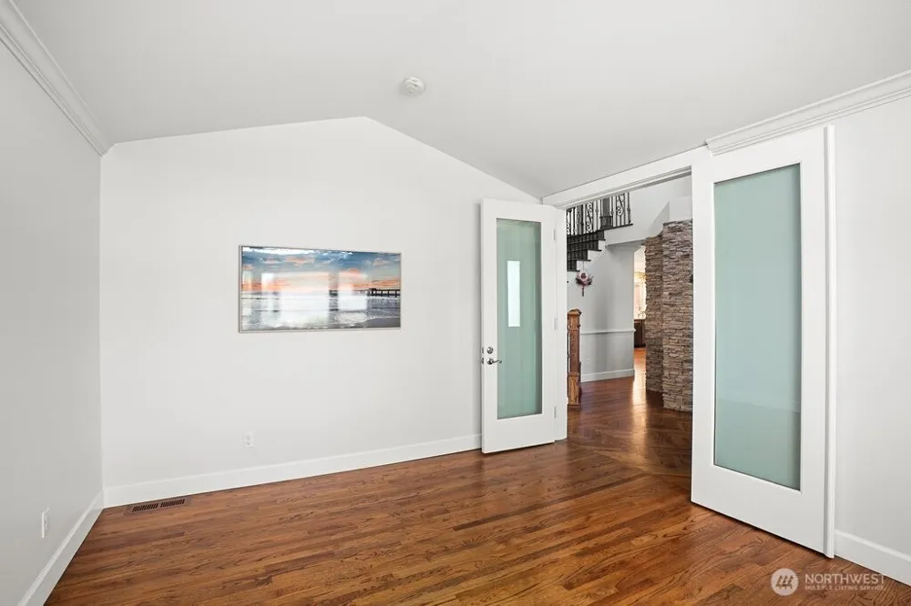 34626 10th Place SW Federal Way, WA 98023