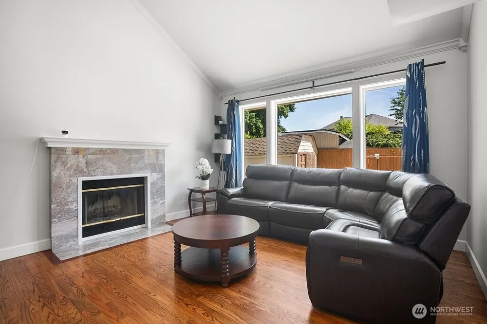 34626 10th Place SW Federal Way, WA 98023