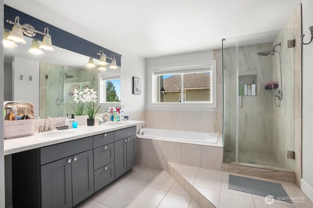 34626 10th Place SW Federal Way, WA 98023
