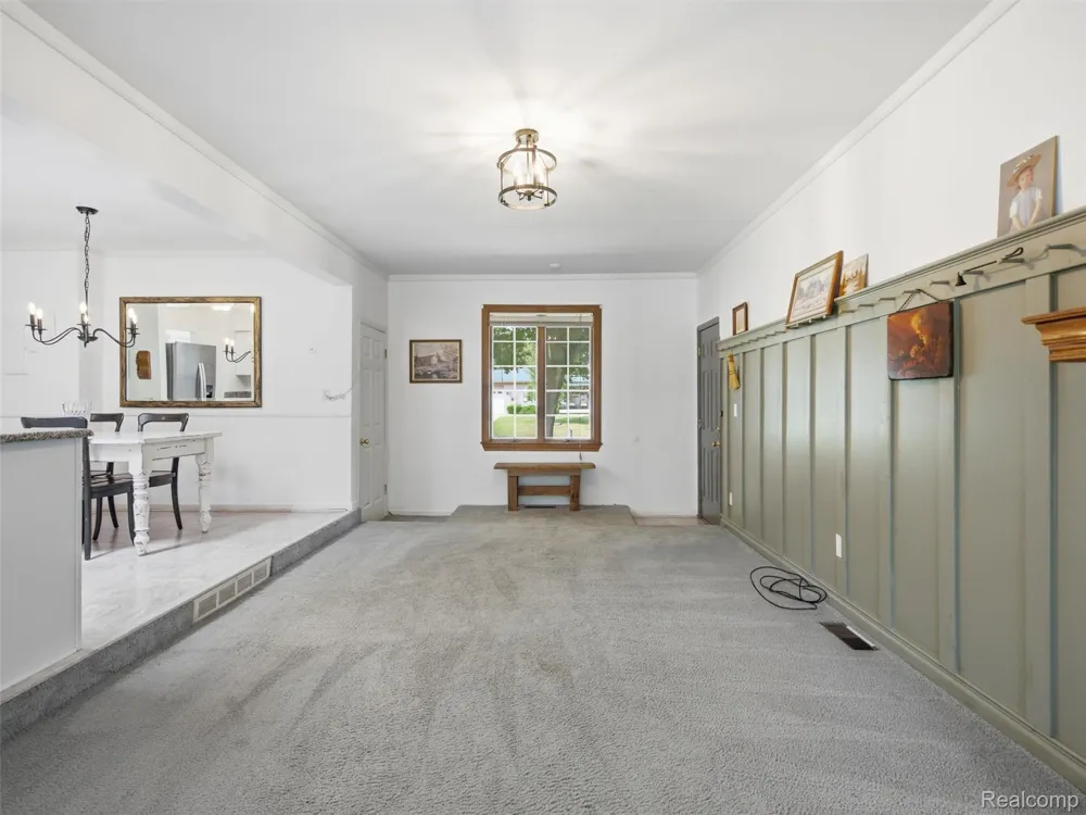 6271 Peach Drive Independence Charter Township, MI 48346
