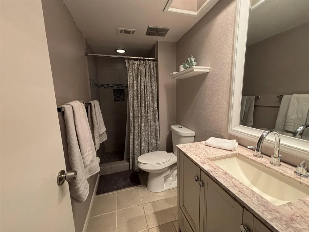 204 MEADOW LANE #204 Oldsmar, FL 34677