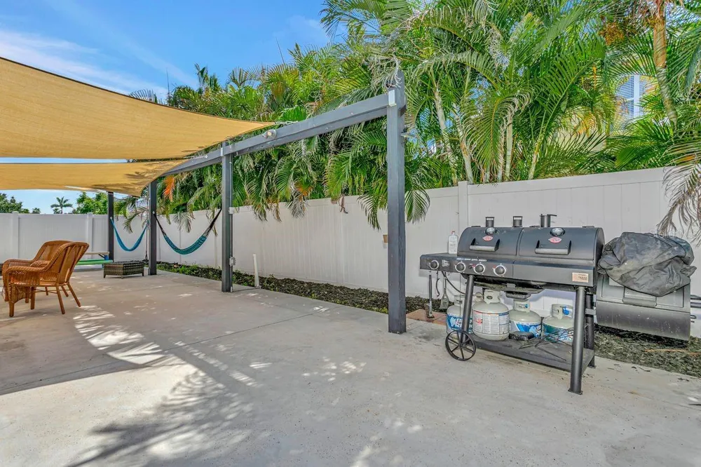 501 STONE BRIAR DRIVE Ruskin, FL 33570