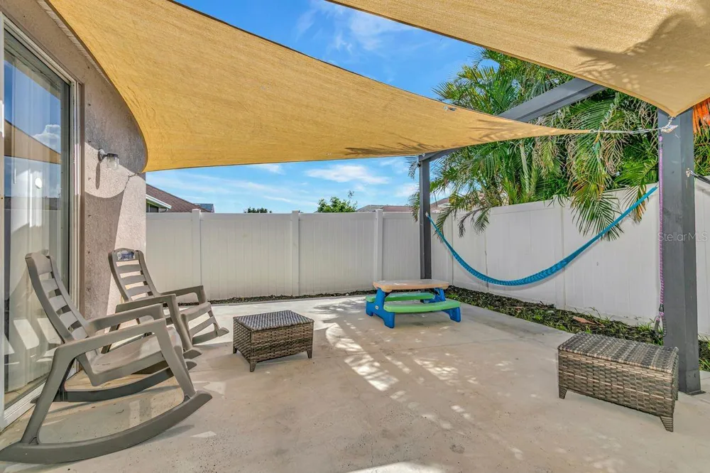 501 STONE BRIAR DRIVE Ruskin, FL 33570