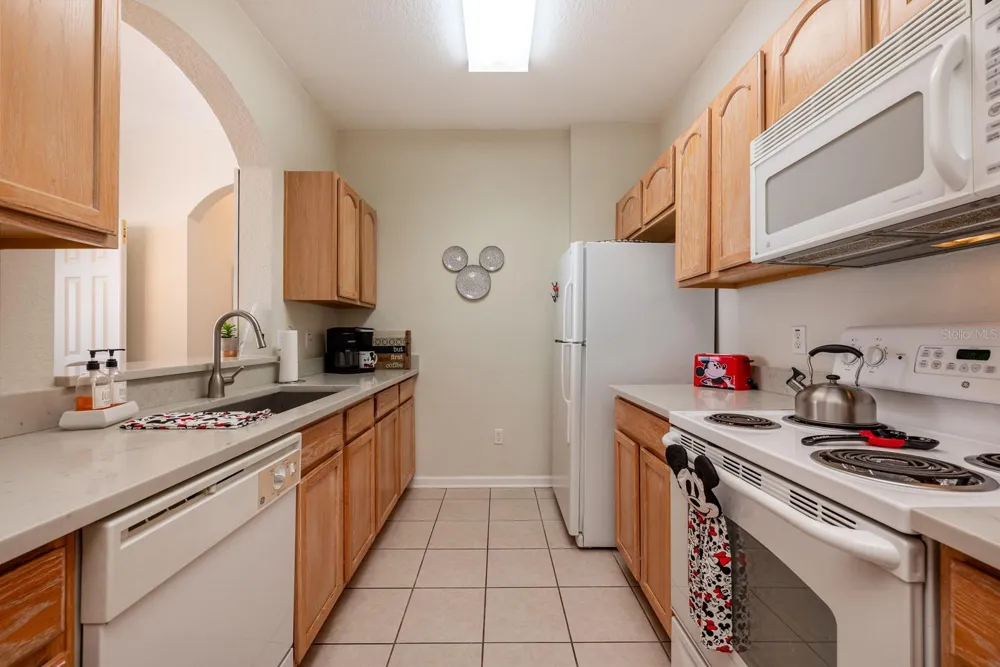 2778 ALMATON LOOP #204 Kissimmee, FL 34747