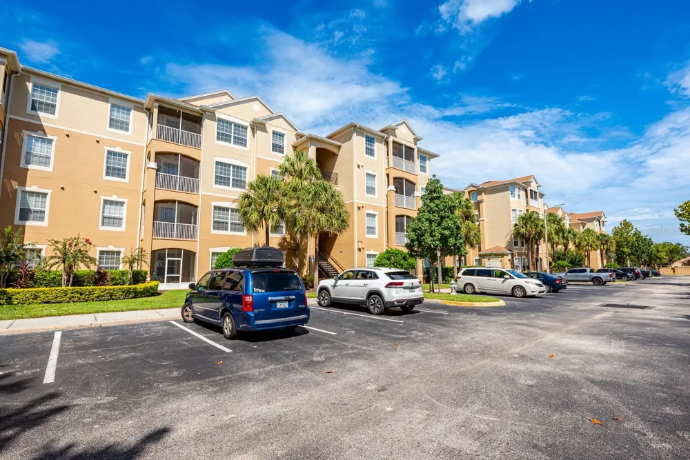 2778 ALMATON LOOP #204 Kissimmee, FL 34747