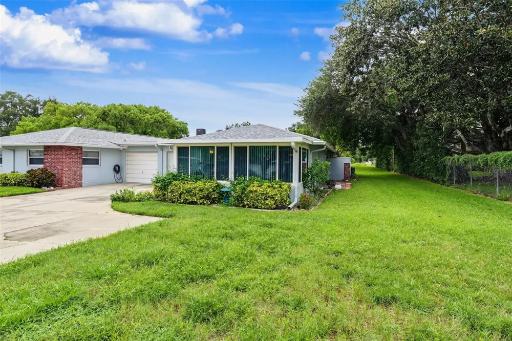 1614 BERWICK COURT #D Palm Harbor, FL 34684
