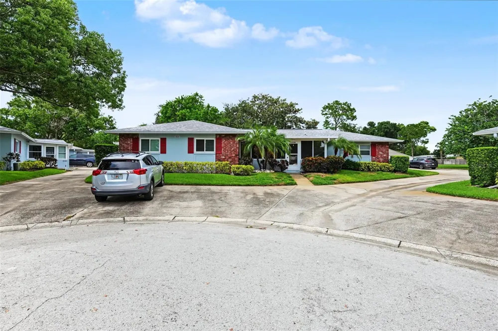 1614 BERWICK COURT #D Palm Harbor, FL 34684