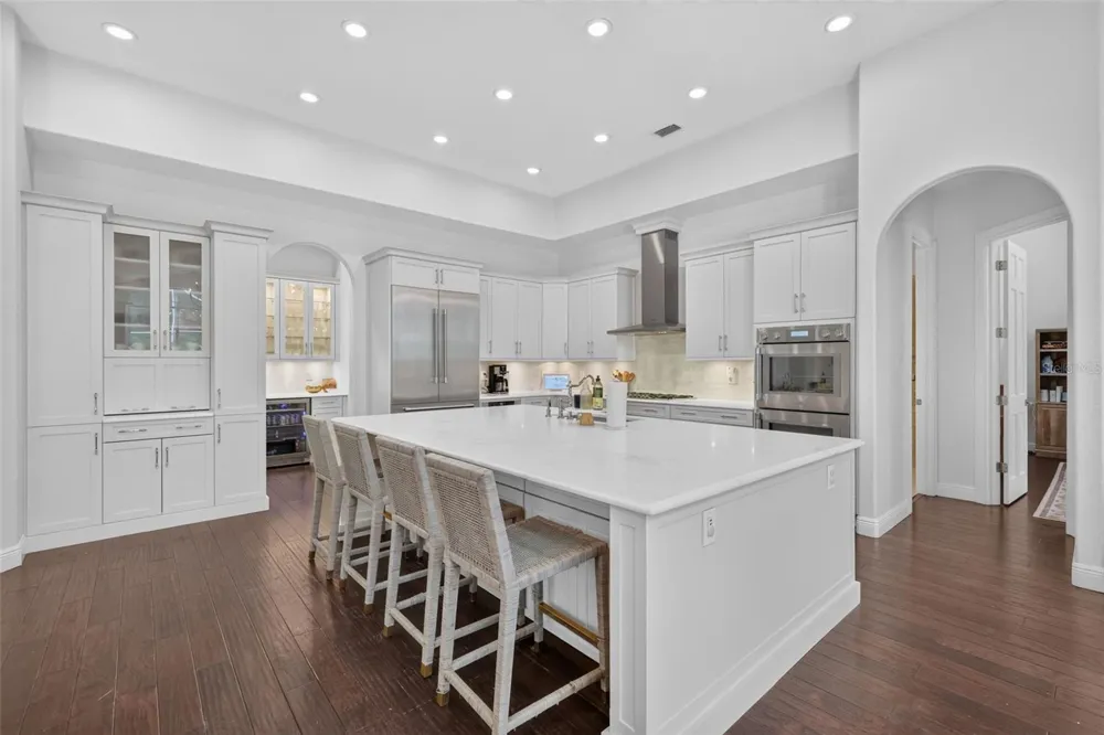 334 VISTA OAK DRIVE Longwood, FL 32779
