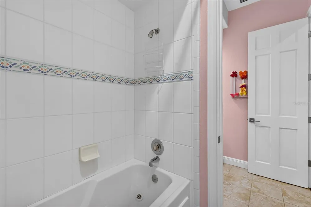334 VISTA OAK DRIVE Longwood, FL 32779