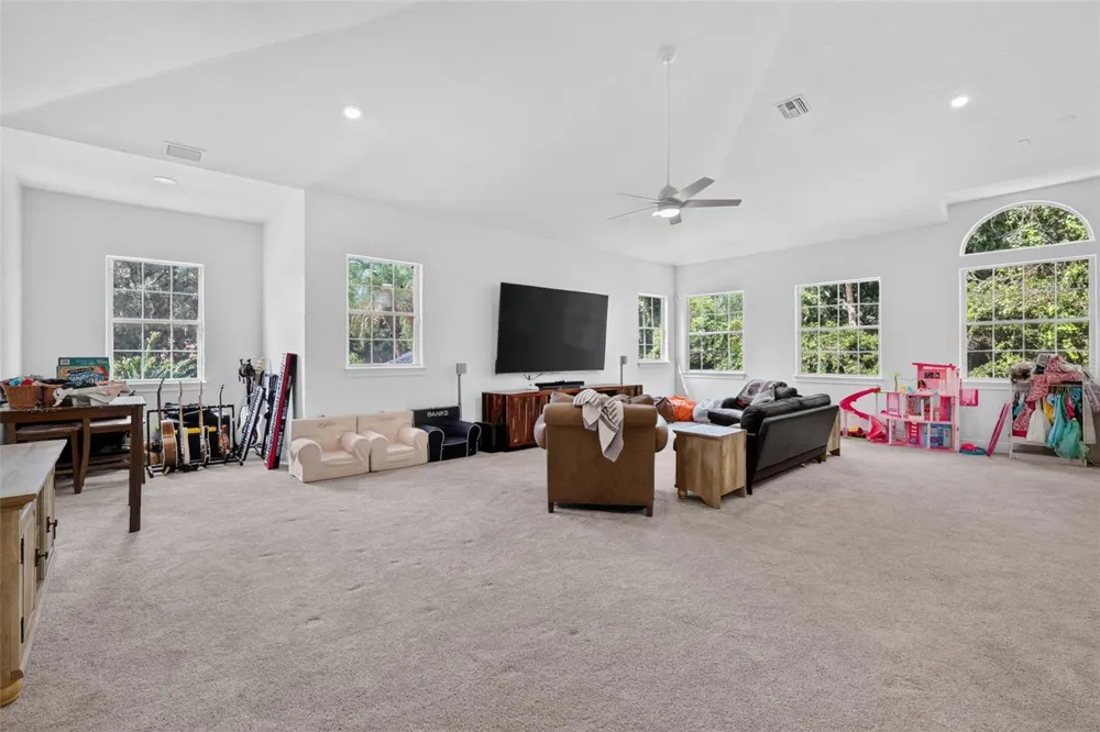 334 VISTA OAK DRIVE Longwood, FL 32779