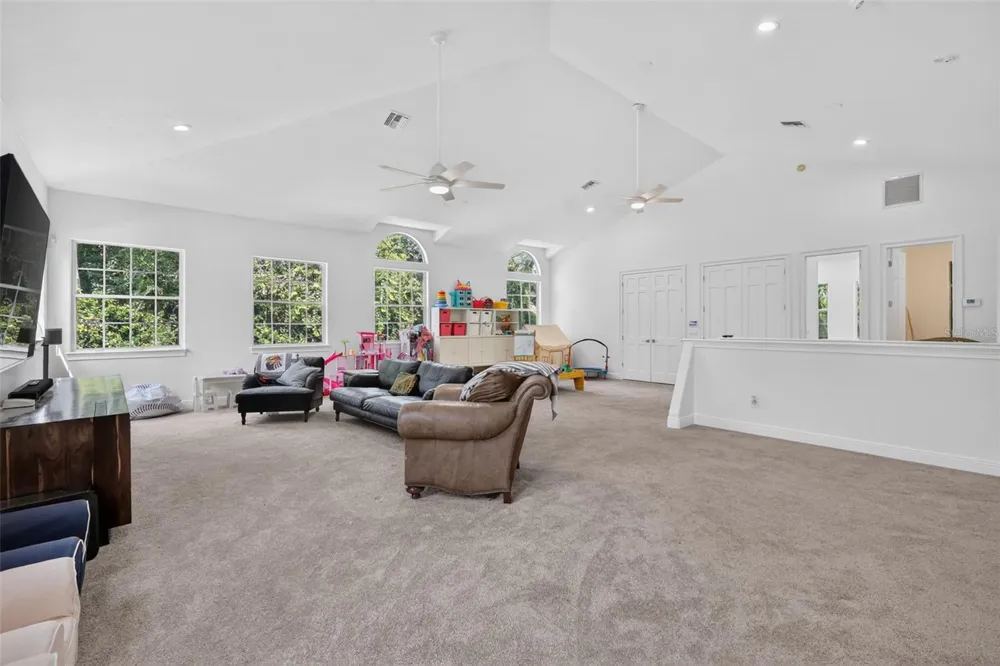 334 VISTA OAK DRIVE Longwood, FL 32779