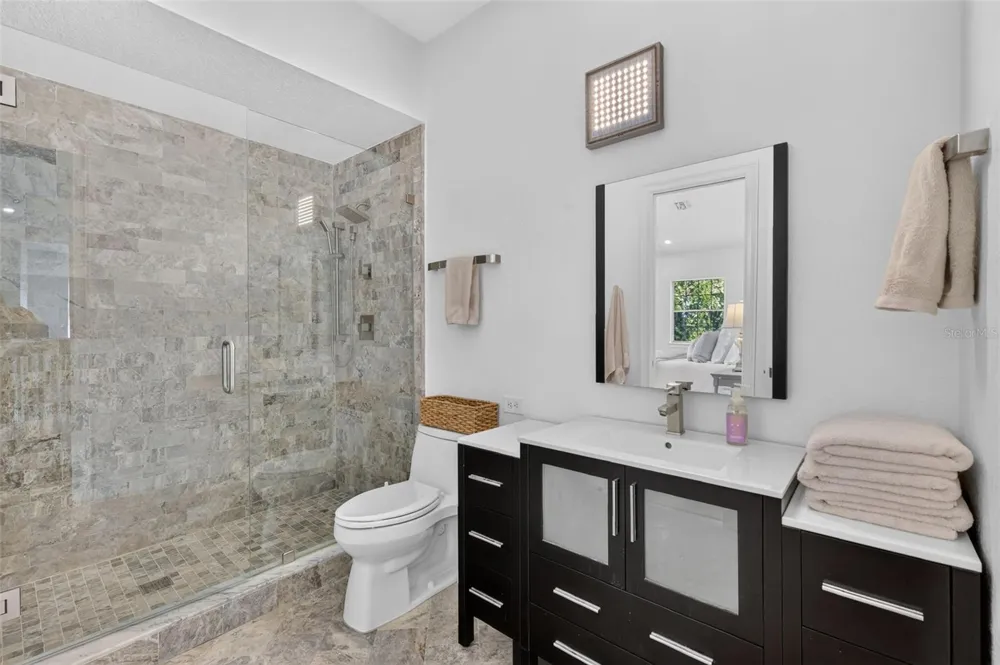 334 VISTA OAK DRIVE Longwood, FL 32779