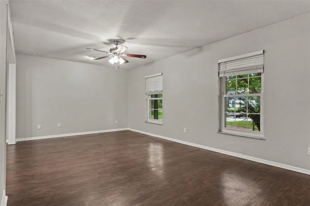 960 APPLE LANE Altamonte Springs, FL 32714