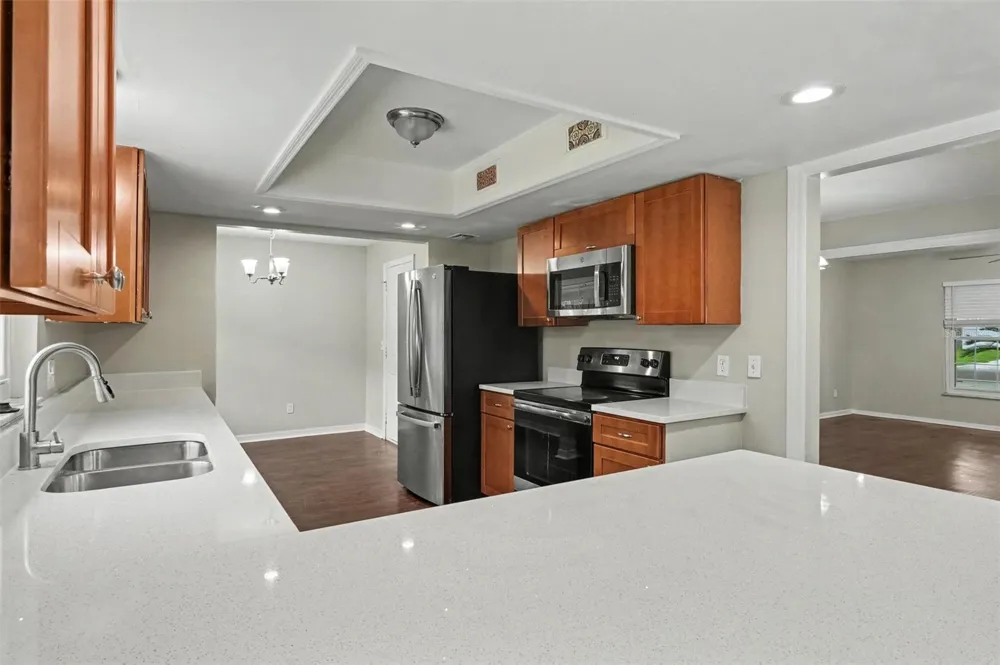 960 APPLE LANE Altamonte Springs, FL 32714