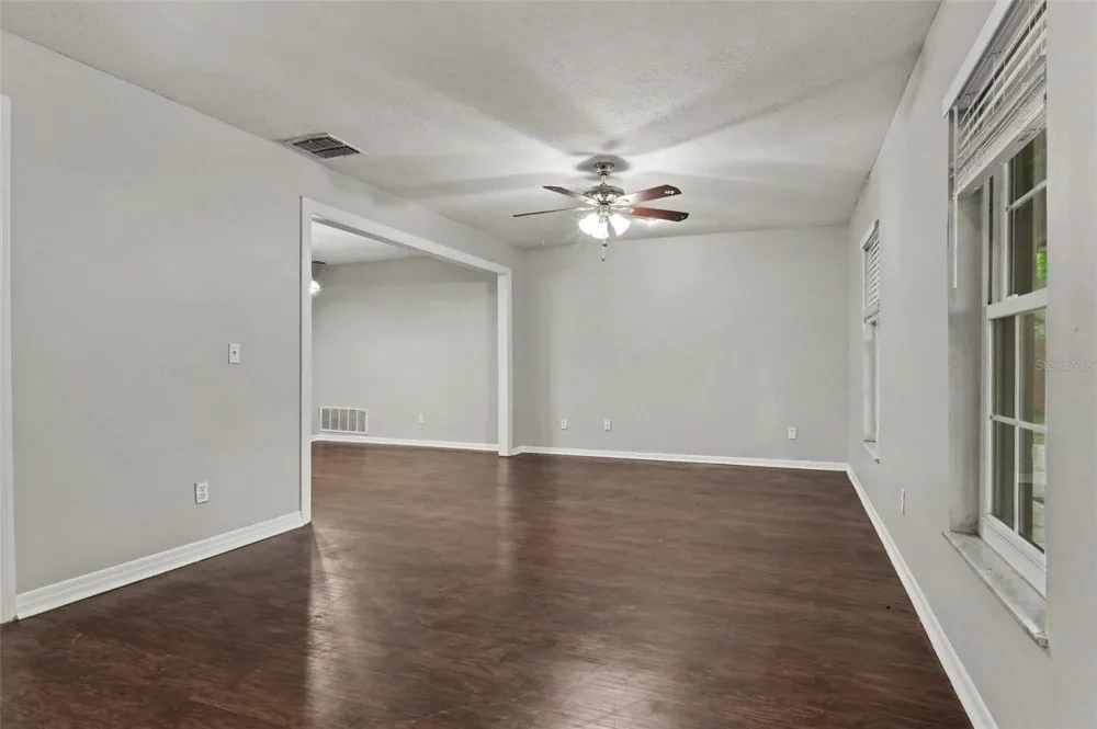 960 APPLE LANE Altamonte Springs, FL 32714