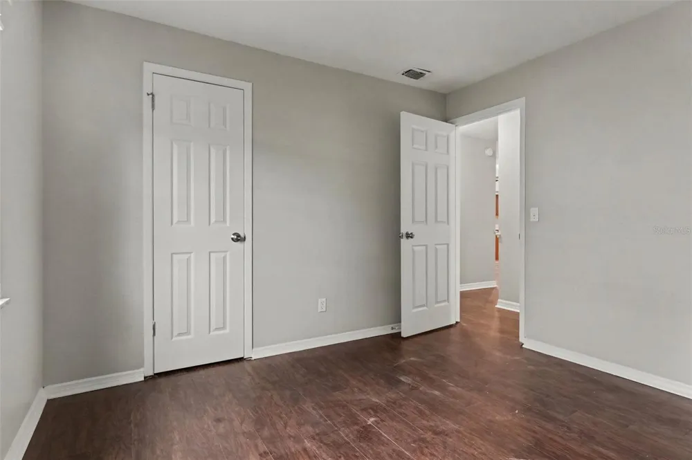 960 APPLE LANE Altamonte Springs, FL 32714