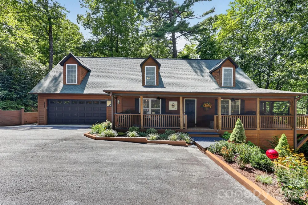 130 Cherokee Circle Lake Toxaway, NC 28747