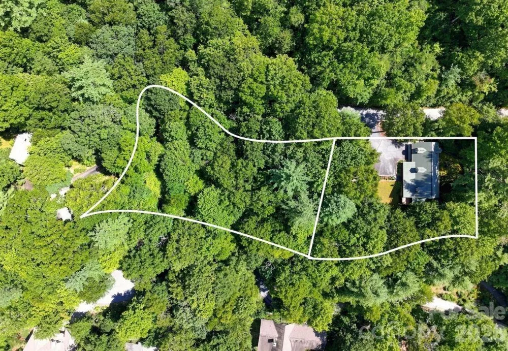 130 Cherokee Circle Lake Toxaway, NC 28747