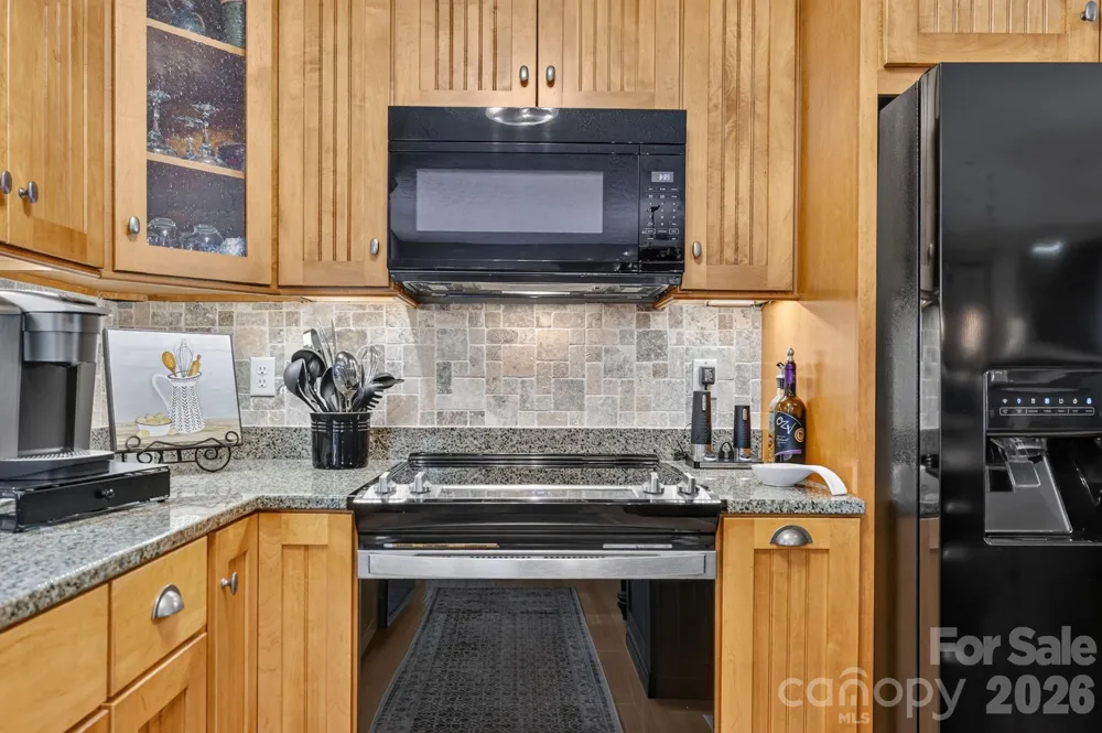 130 Cherokee Circle Lake Toxaway, NC 28747