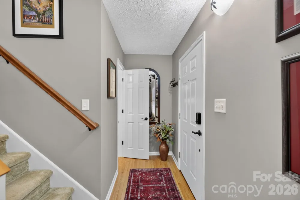 130 Cherokee Circle Lake Toxaway, NC 28747