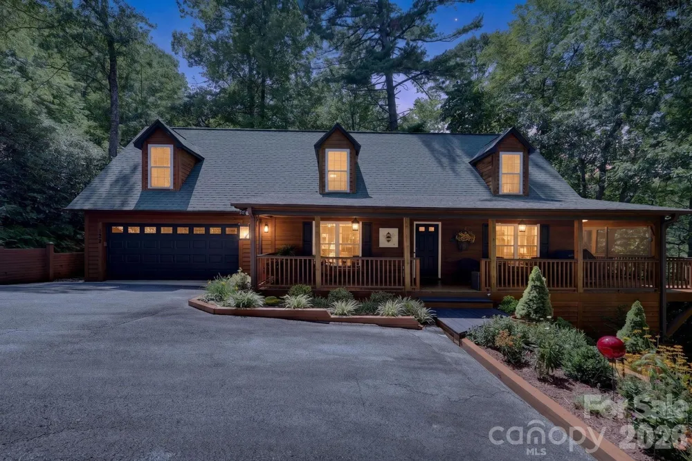130 Cherokee Circle Lake Toxaway, NC 28747