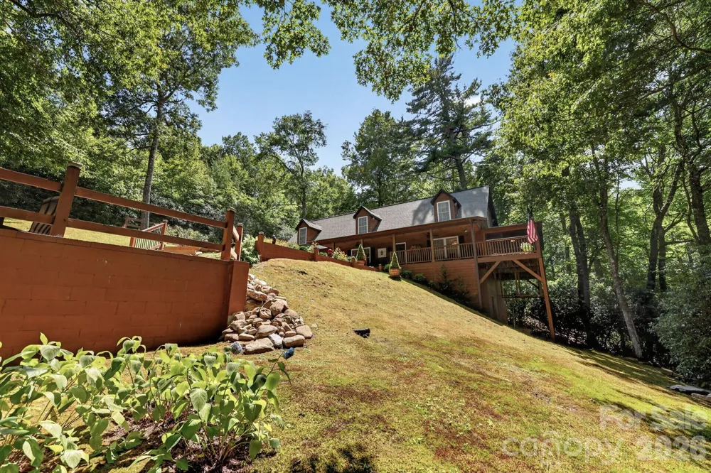 130 Cherokee Circle Lake Toxaway, NC 28747