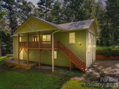 11 Tahchee Trail