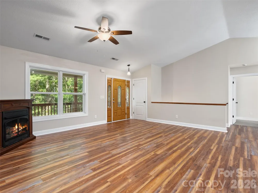 11 Tahchee Trail Fletcher, NC 28732
