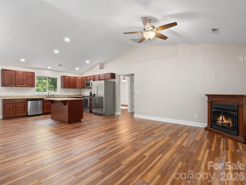 11 Tahchee Trail Fletcher, NC 28732