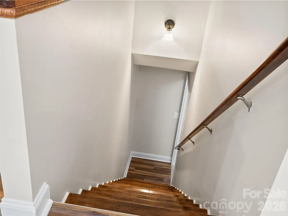 11 Tahchee Trail Fletcher, NC 28732