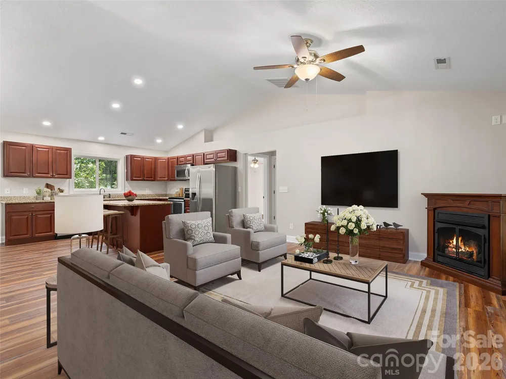 11 Tahchee Trail Fletcher, NC 28732