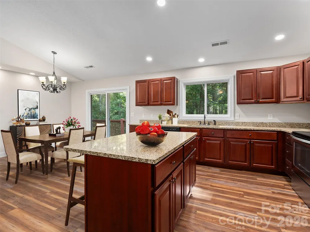 11 Tahchee Trail Fletcher, NC 28732